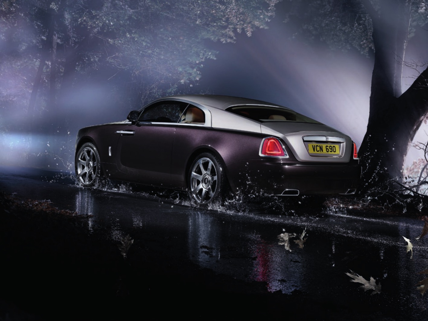 2014 Rolls-Royce Silver Wraith Brochure Page 10